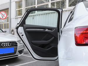 201830 Limousine 35 TFSIL ܇T