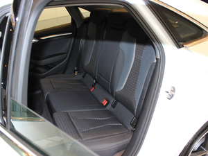 201830 Limousine 35 TFSI\ g