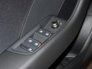 201830 Limousine 35 TFSI\ {܇ƅ^	