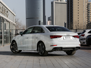 201830 Limousine 40 TFSI\(yn)(dng) 45