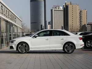 201830 Limousine 40 TFSI\(yn)(dng) (c)