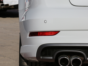 201830 Limousine 40 TFSI\ ^