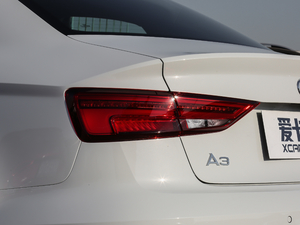 201830 Limousine 40 TFSI\ ^