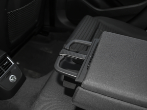 201830 Limousine 40 TFSI\ g