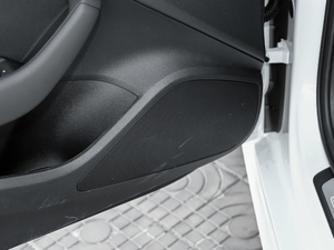 201830 Limousine 40 TFSI\ g