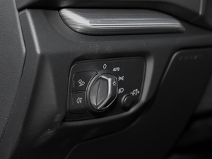 201830 Limousine 40 TFSI\ g