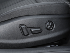 201830 Limousine 40 TFSI\ g