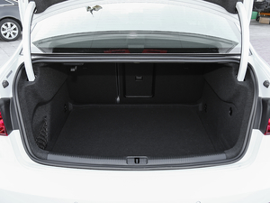 201830 Limousine 40 TFSI\ g