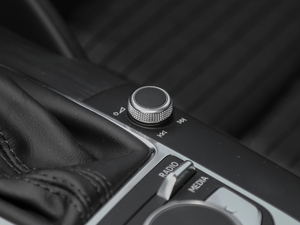 201830 Limousine 40 TFSI\ п؅^