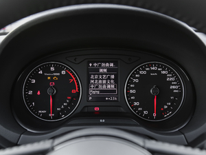 201830 Limousine 40 TFSI\ x