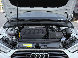 201830 Limousine 40 TFSI\ lәC