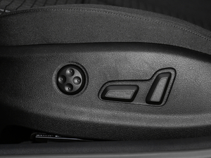 201830 Limousine 40 TFSI\ {{