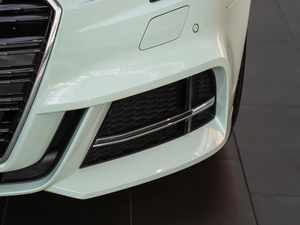 201830 Limousine 35 TFSI\(yn)(dng) ǰF