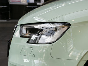 201830 Limousine 35 TFSI\ ^