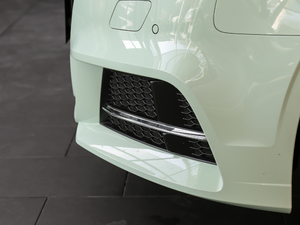 201830 Limousine 35 TFSI\ ^