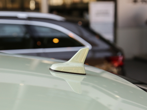 201830 Limousine 35 TFSI\ ^