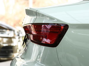 201830 Limousine 35 TFSI\ (ji)^