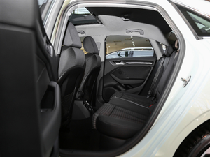 201830 Limousine 35 TFSI\ ſg