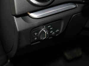 201830 Limousine 35 TFSI\ g