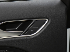 201830 Limousine 35 TFSI\ g