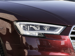 201830 Limousine 40 TFSIL(fng) (x)(ji)^