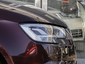 201830 Limousine 40 TFSIL ^