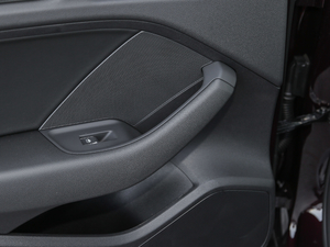 201830 Limousine 40 TFSIL g