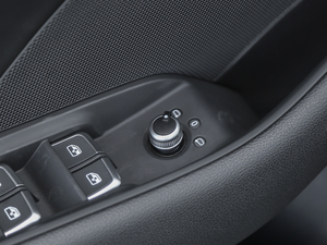 201830 Limousine 40 TFSIL(fng) g