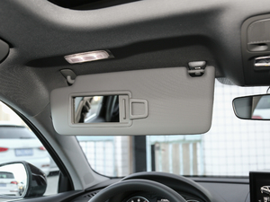 201830 Limousine 40 TFSIL g