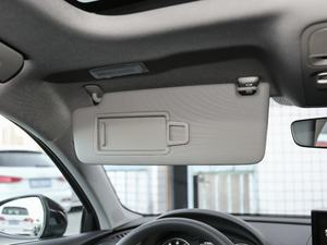 201830 Limousine 40 TFSIL ꖰ壨