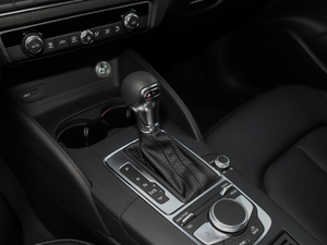 201830 Limousine 40 TFSIL(fng) QU