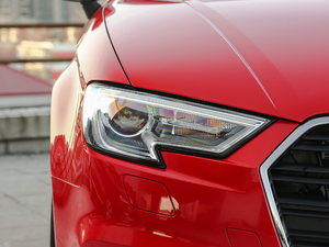 201830 Limousine 35 TFSIMȡ	 ^