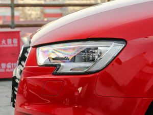 201830 Limousine 35 TFSIMȡ	 ^