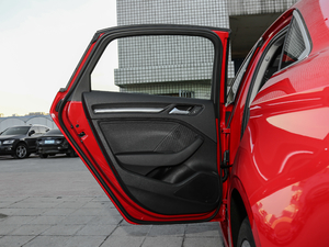 201830 Limousine 35 TFSIMȡ	 ܇T