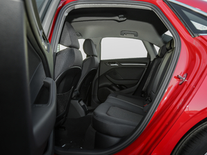 201830 Limousine 35 TFSIMȡ	 ſg