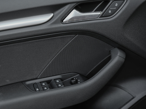 201830 Limousine 35 TFSIMȡ	 g