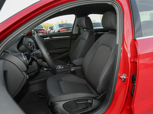 201830 Limousine 35 TFSIMȡ	 {