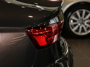 201830 Limousine 35 TFSIr (x)(ji)^