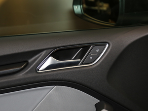 201830 Limousine 35 TFSIr g