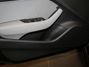 201830 Limousine 35 TFSIr(sh) ǰT(mn)(ch)g