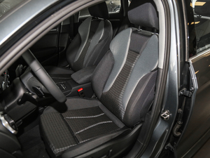 201830 Limousine 35 TFSI\ {