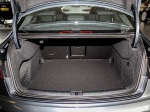 201830 Limousine 35 TFSI\ g