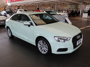 201830 Limousine 35 TFSIMȡ	 w^