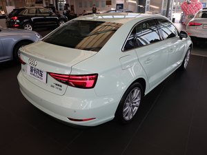 201830 Limousine 35 TFSIMȡ	 45