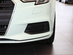 201830 Limousine 35 TFSIMȡ	 ǰF