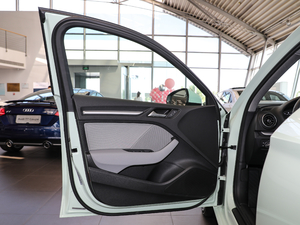 201830 Limousine 35 TFSIM(jn)ȡ	 {λ܇T