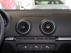 201830 Limousine 35 TFSIMȡ	 {L