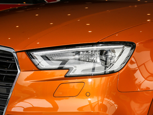 201830 Limousine 35 TFSIr ^