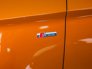 201830 Limousine 35 TFSIr ^