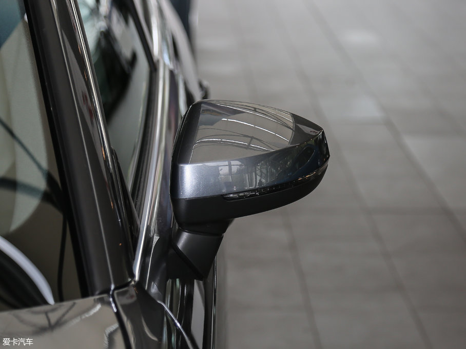 2018WA3 30 Sportback 35 TFSI\